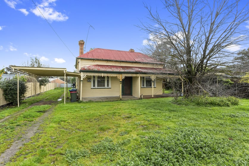 376-378 High Street Golden Square VIC 3555 - Image 3