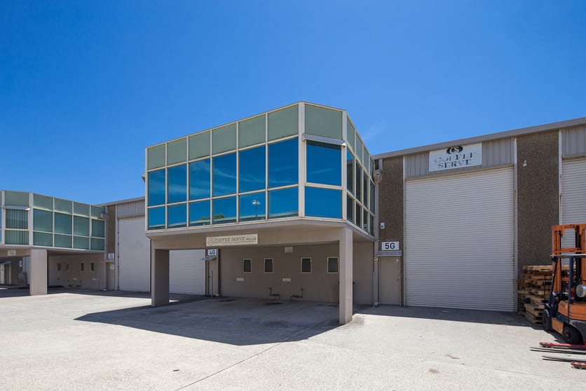 Click to view all images Unit 4 & 5/1-3 Endeavour Road Caringbah NSW 2229 - Image 2