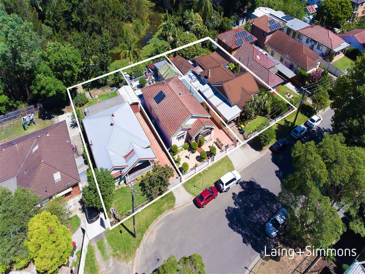 Click to view all images 7-11 Weston Street Fairfield NSW 2165 - Image 1