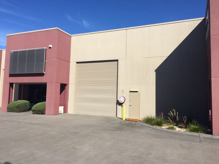 Click to view all images 2/4 Bounty Close Tuggerah NSW 2259 - Image 1