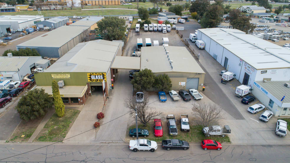 Click to view all images 21-27 Wirraway Street Taminda NSW 2340 - Image 3
