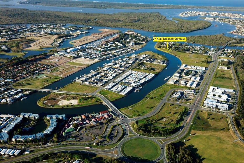 27 & 33 Crescent Avenue Hope Island QLD 4212 - Image 1
