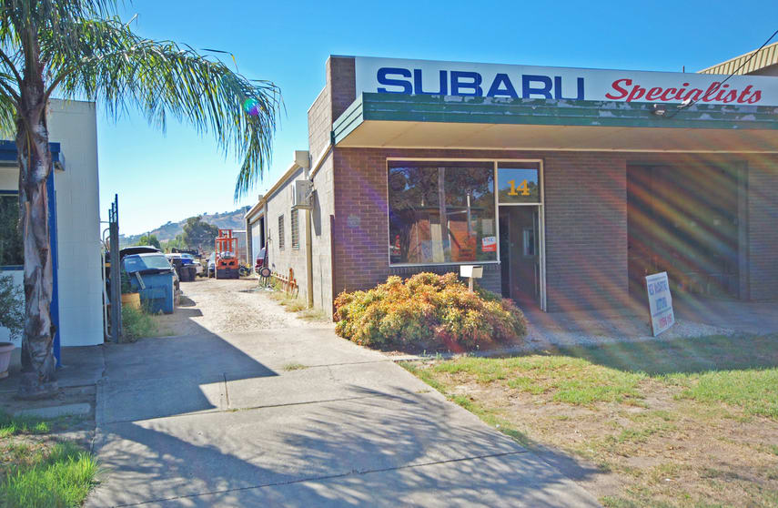 Click to view all images 14 Hovell Street Wodonga VIC 3690 - Image 2
