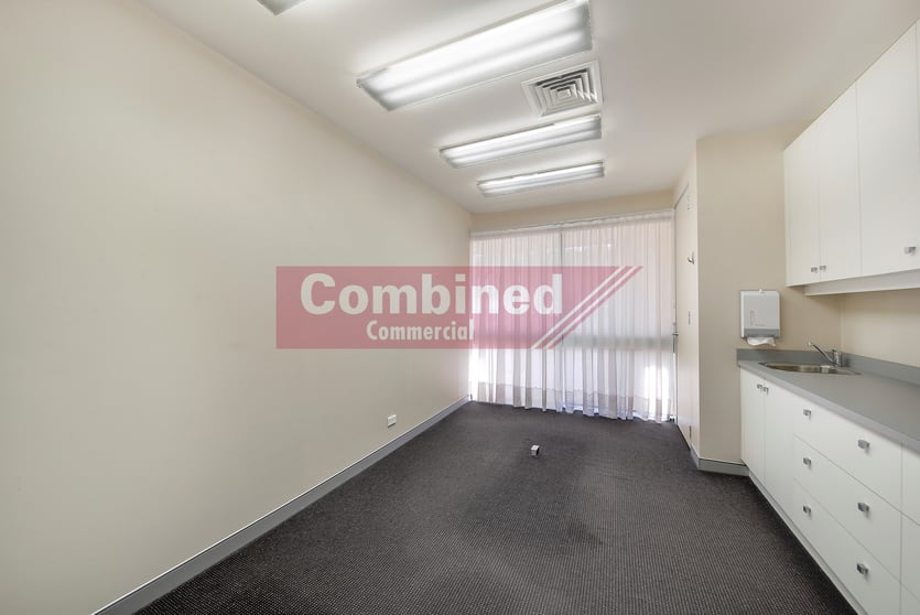 Click to view all images 16/4 Browne Street Campbelltown NSW 2560 - Image 3