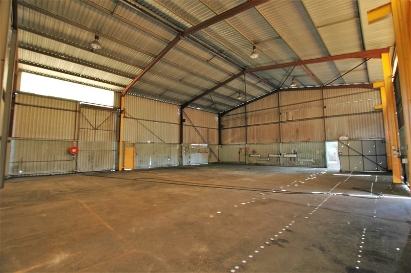 15 Winchester Road Bibra Lake WA 6163 - Image 3