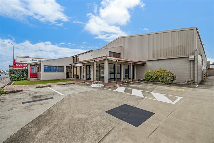 Click to view all images 919 South Road Clarence Gardens SA 5039 - Image 1