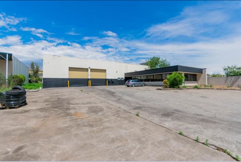 Click to view all images 42 Colebard Street West Acacia Ridge QLD 4110 - Image 1