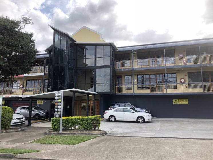 1/6-8 Vanessa Boulevard Springwood QLD 4127 - Image 1