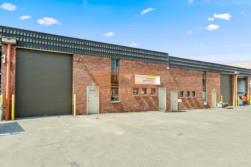 Click to view all images 80 Seville Street Fairfield East NSW 2165 - Image 1