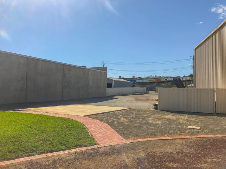 Click to view all images 29 Acacia Avenue Leeton NSW 2705 - Image 3