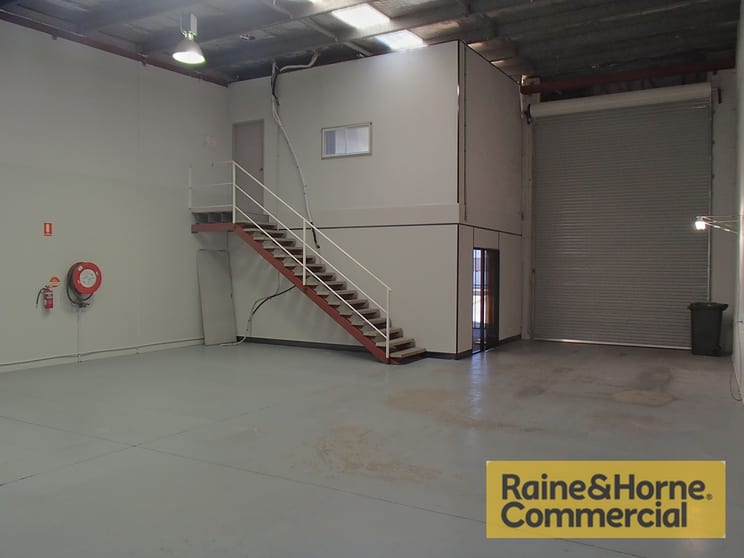 Click to view all images 3/871 Boundary Road Coopers Plains QLD 4108 - Image 2