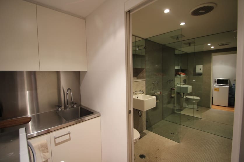 Click to view all images 2/244 Palmer Street Darlinghurst NSW 2010 - Image 3