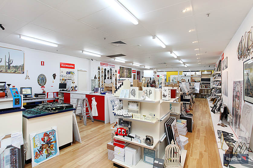 Click to view all images 8-34 Gladstone Park Drive Gladstone Park VIC 3043 - Image 3