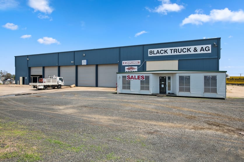 Click to view all images 38 Carrington Road Torrington QLD 4350 - Image 3