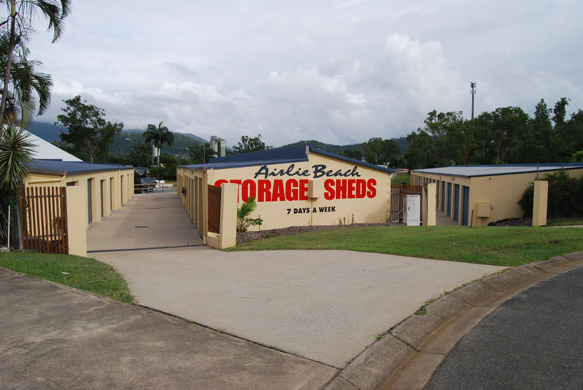 Click to view all images 3/14 Commerce Close Cannonvale QLD 4802 - Image 1