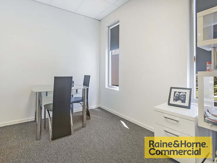 9/5 Mclennan Court North Lakes QLD 4509 - Image 3