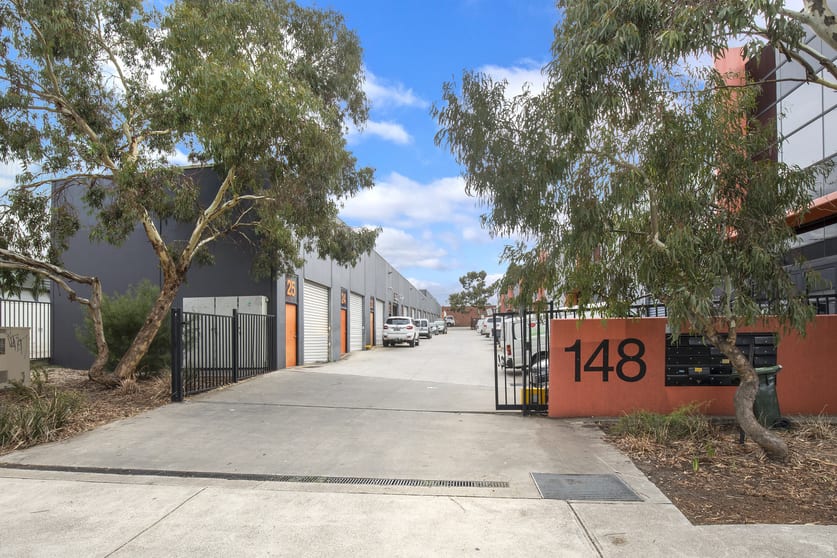 Click to view all images 15/148 Arthurton Road Northcote VIC 3070 - Image 1