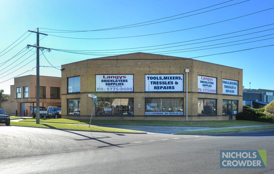 Click to view all images 1&2/8 Rutherford Road Seaford VIC 3198 - Image 1