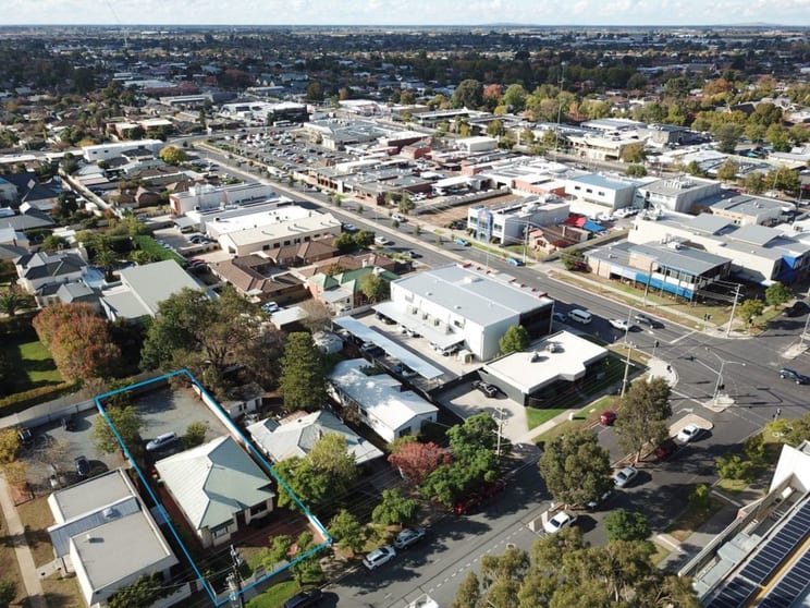 Click to view all images 13..... Nixon Street Shepparton VIC 3630 - Image 3