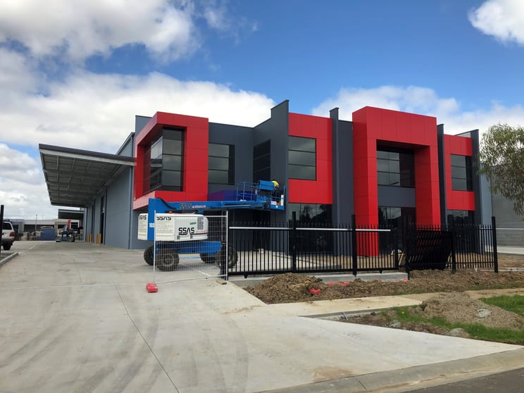 Click to view all images 79 Bazalgette Crescent Dandenong South VIC 3175 - Image 1