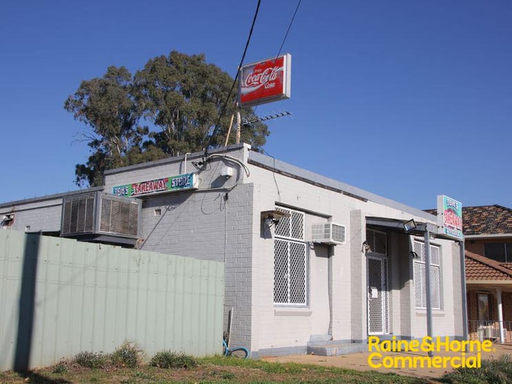 14 Ceduna Street Wagga Wagga NSW 2650 - Image 1