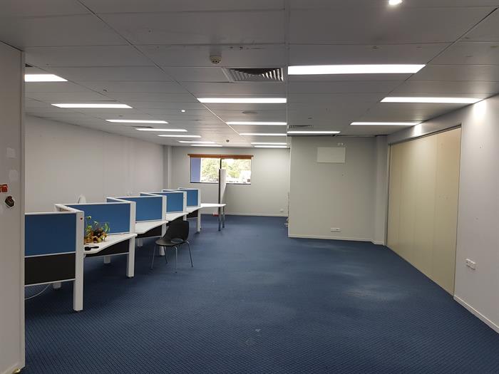Click to view all images 10/27 Evans Street Maroochydore QLD 4558 - Image 3