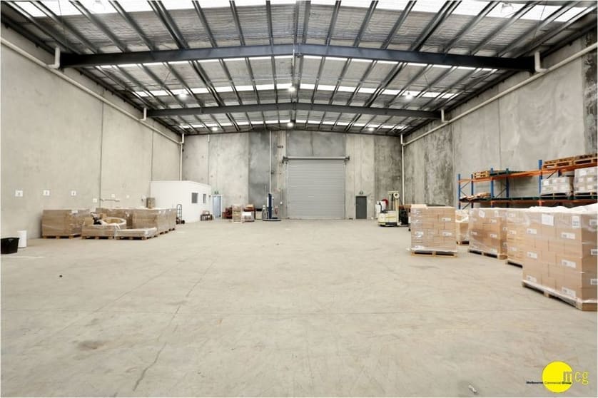 Click to view all images 32 Butler Way Tullamarine VIC 3043 - Image 2