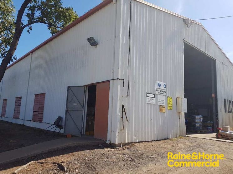 Click to view all images 43-47 Murphy Street Dysart QLD 4745 - Image 1