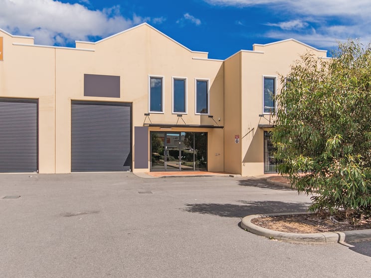 2/4 Hampton Street Greenfields WA 6210 - Image 2