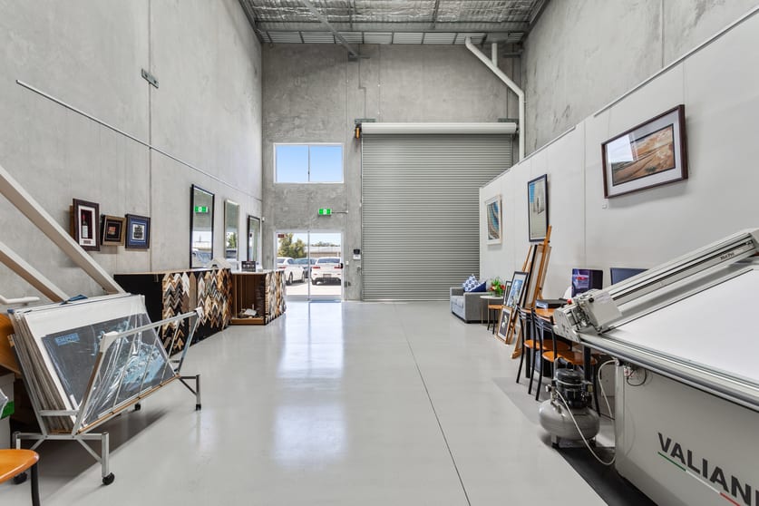 3/25 Industrial Molendinar QLD 4214 - Image 2