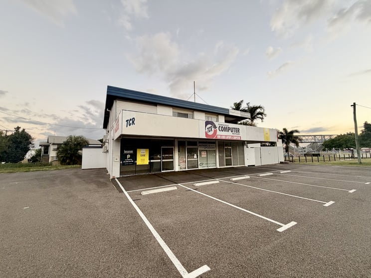 2 Railway Avenue Railway Estate QLD 4810 - Image 1