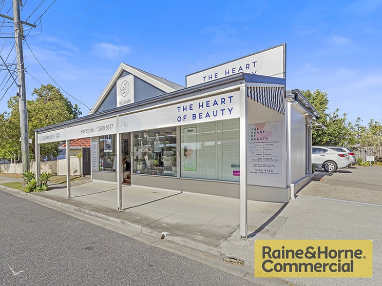Click to view all images 31 Ashgrove Avenue Ashgrove QLD 4060 - Image 3