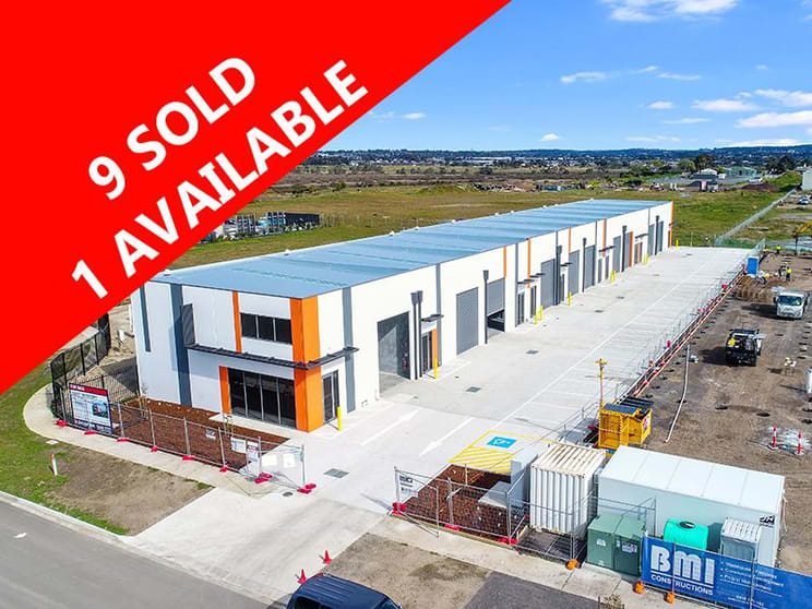 Click to view all images Unit 1/12 Kadak Place Breakwater VIC 3219 - Image 1