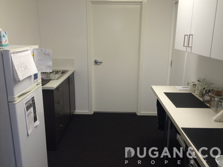 Click to view all images Tingalpa QLD 4173 - Image 3