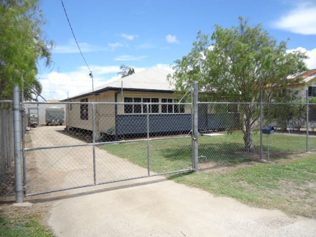 Click to view all images 17 Truscott Street Garbutt QLD 4814 - Image 3