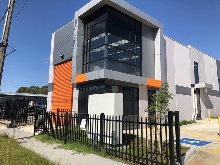 Click to view all images 15 Sullivan Street Moorabbin VIC 3189 - Image 3