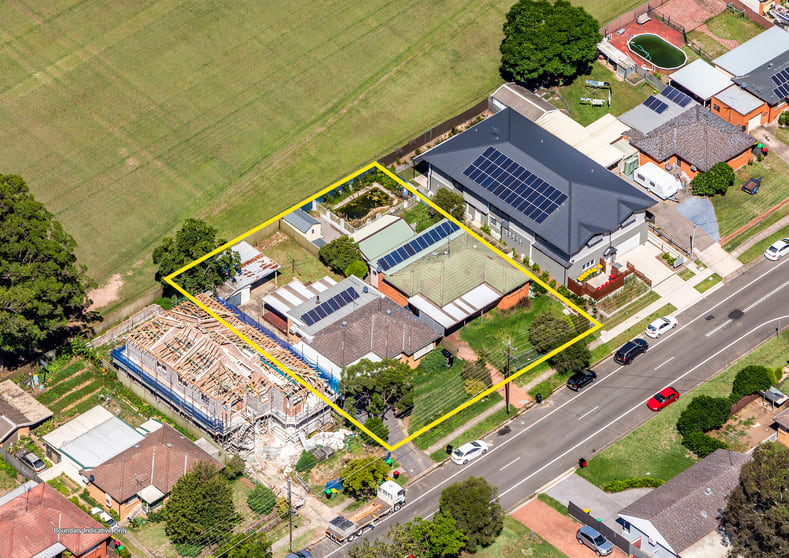 Click to view all images 38-40 Manning Street Kingswood NSW 2747 - Image 2