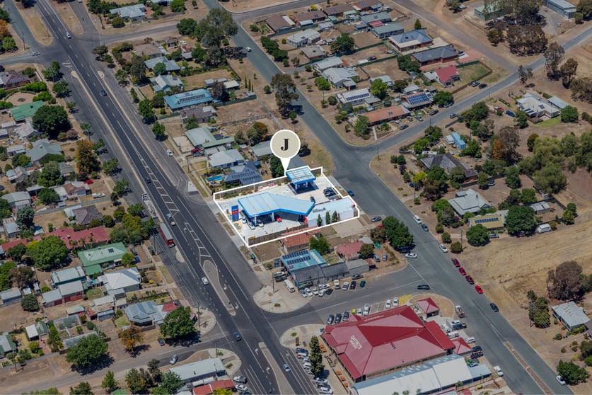 Click to view all images 55-57 High Street Heathcote VIC 3523 - Image 3