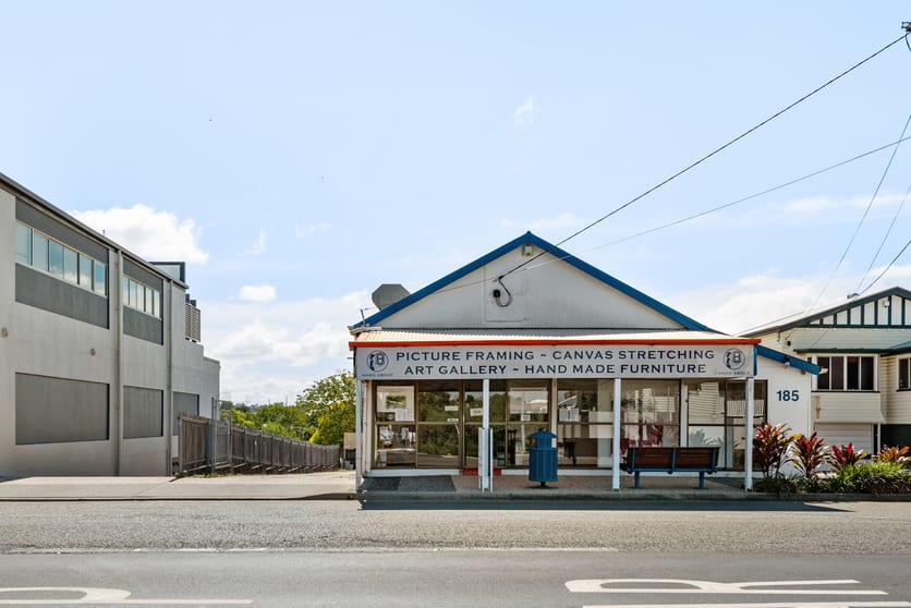 Click to view all images 185 Days Road Grange QLD 4051 - Image 2