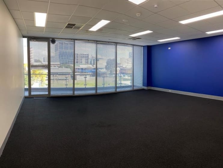 Click to view all images Office/13-15 Moore Street Liverpool NSW 2170 - Image 2