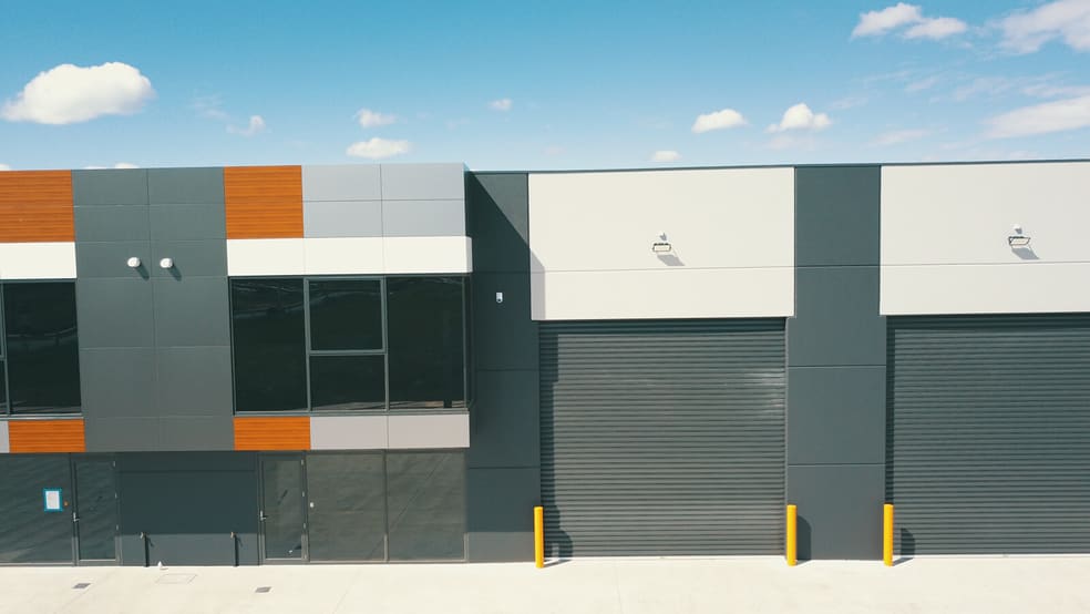 Click to view all images 101 Yale Drive Epping VIC 3076 - Image 2