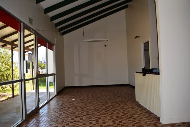 Click to view all images 133 Oak Street Barcaldine QLD 4725 - Image 2