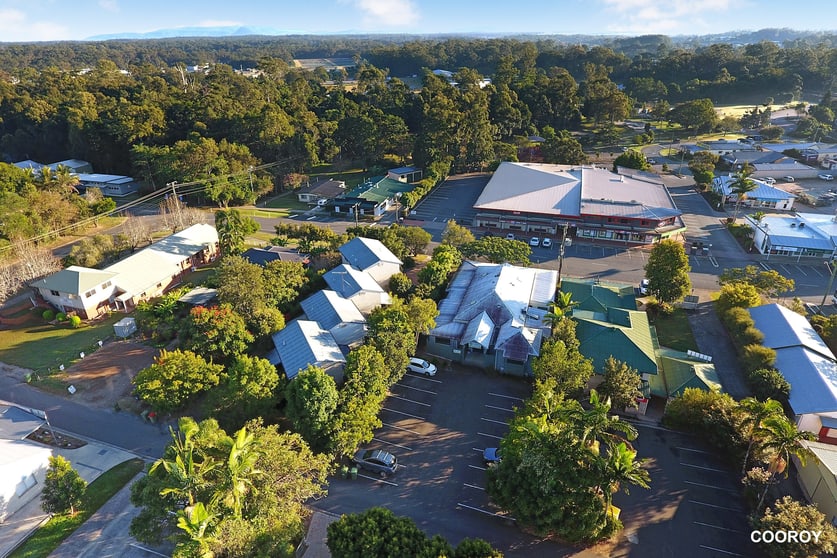 Click to view all images 8 Emerald Street Cooroy QLD 4563 - Image 2