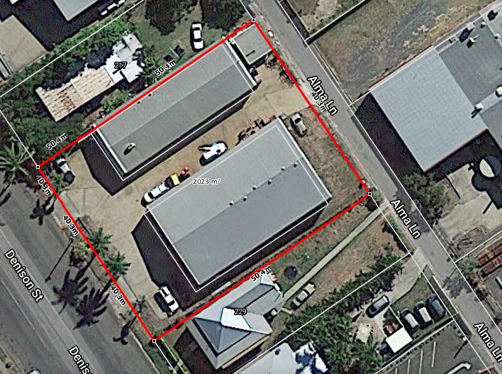 Click to view all images 1/223 Denison Street Rockhampton City QLD 4700 - Image 3