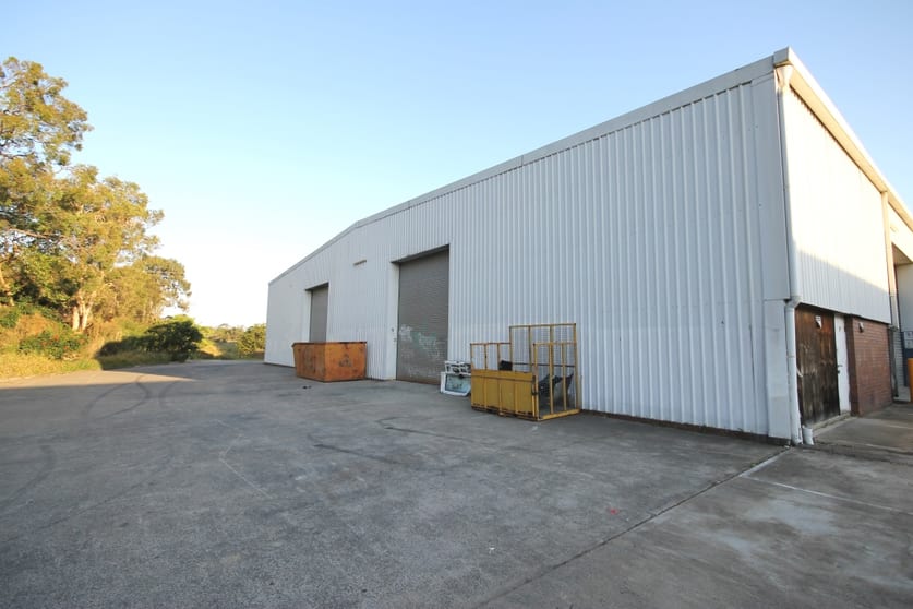 Click to view all images 7 & 13/28-32 Smith Street Capalaba QLD 4157 - Image 2