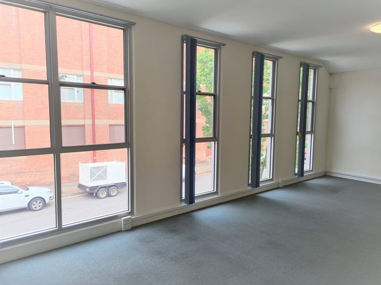 Click to view all images 2A Fisher Street Port Adelaide SA 5015 - Image 2