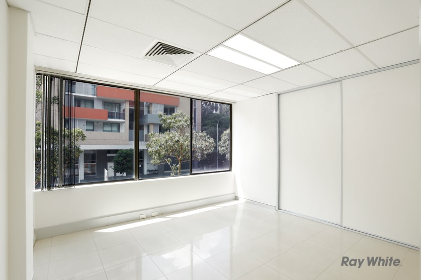 Click to view all images 6/27 Hunter Street Parramatta NSW 2150 - Image 3