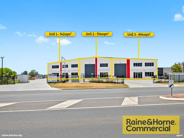 Click to view all images 3/225 Leitchs Road Brendale QLD 4500 - Image 3
