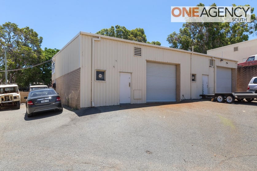 Click to view all images 2/6 Roper Street O'connor WA 6163 - Image 2