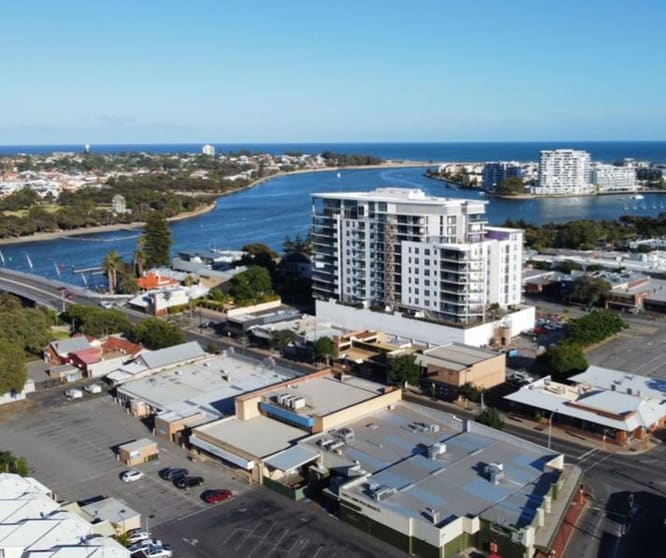 Click to view all images 7/13 Pinjarra Road Mandurah WA 6210 - Image 3